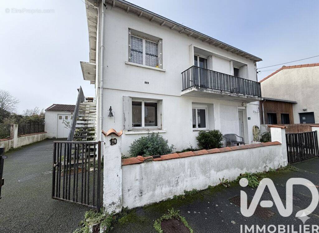 Photo 1 - Maison à LA ROCHELLE