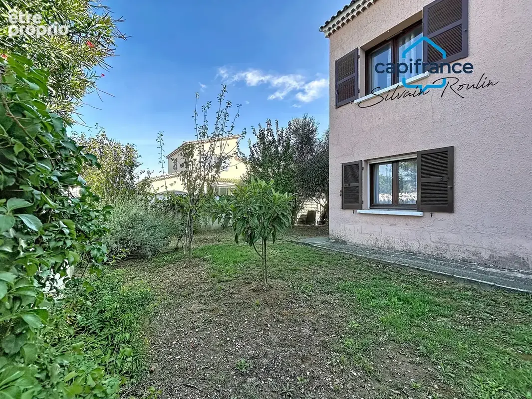 Maison avec 2 espaces de vie, piscine et garage – Pierrelatte centre - photo 32