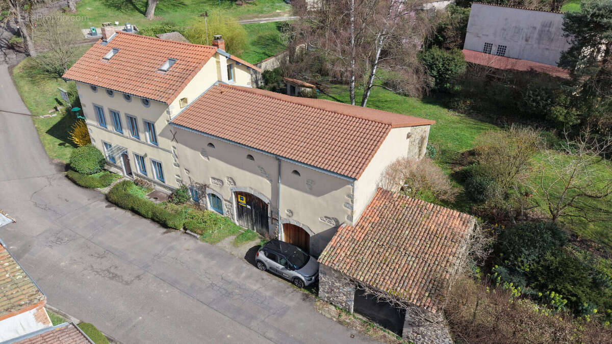 Maison à ESTANDEUIL