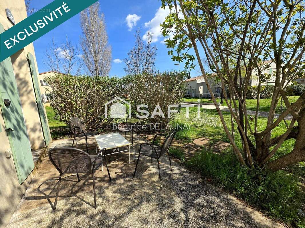 Photo 2 - Maison à GALLARGUES-LE-MONTUEUX