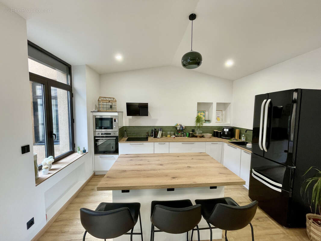 Appartement à SAINT-ETIENNE