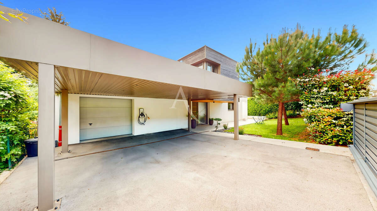 Maison à ARGONAY