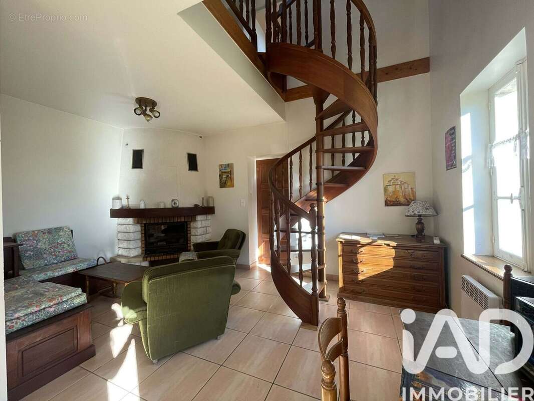 Photo 7 - Maison à BROUT-VERNET