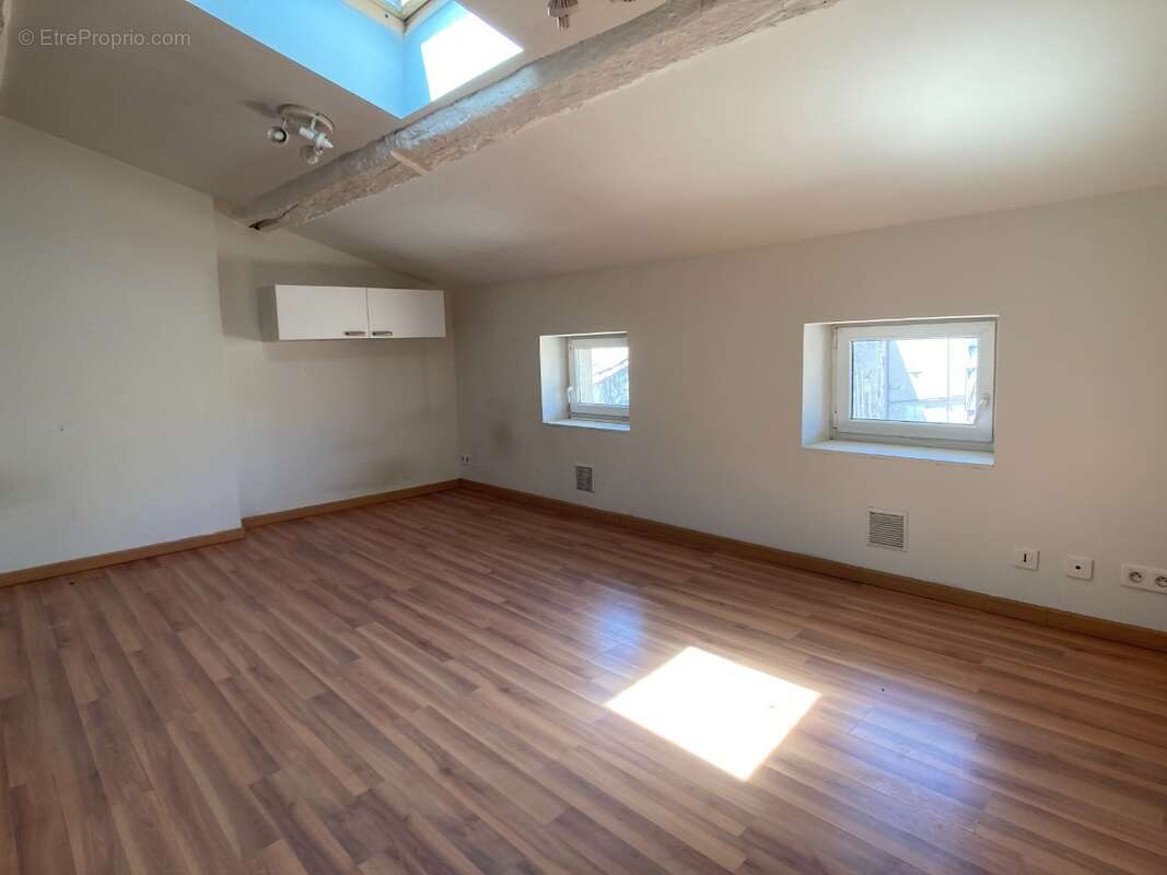 Appartement à MONTELIMAR