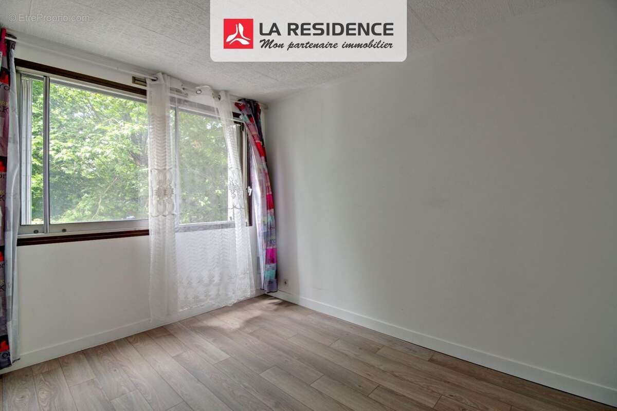 Appartement 72 m² à Poissy  - photo 5
