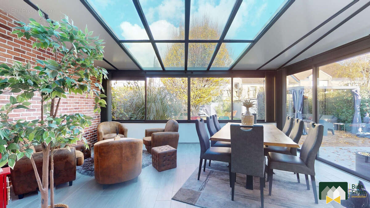 Véranda - Maison à LEVES