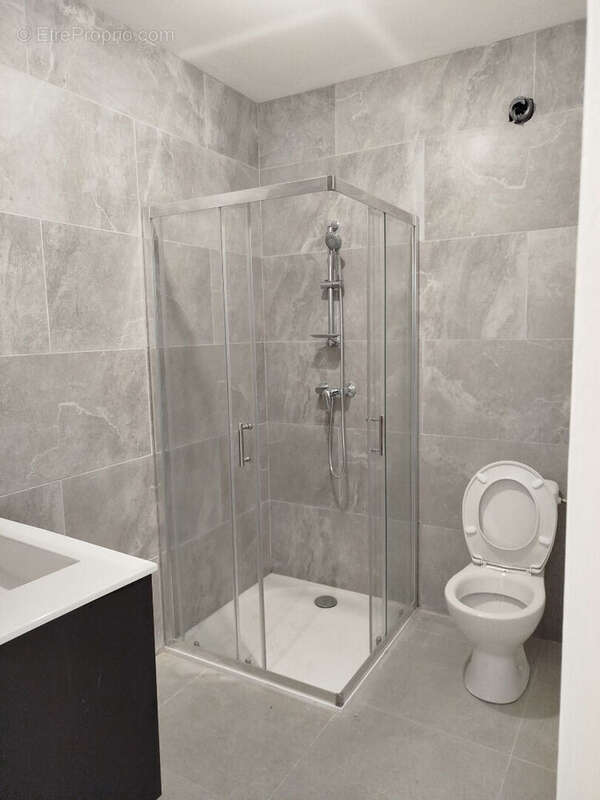 Appartement à VOLONNE