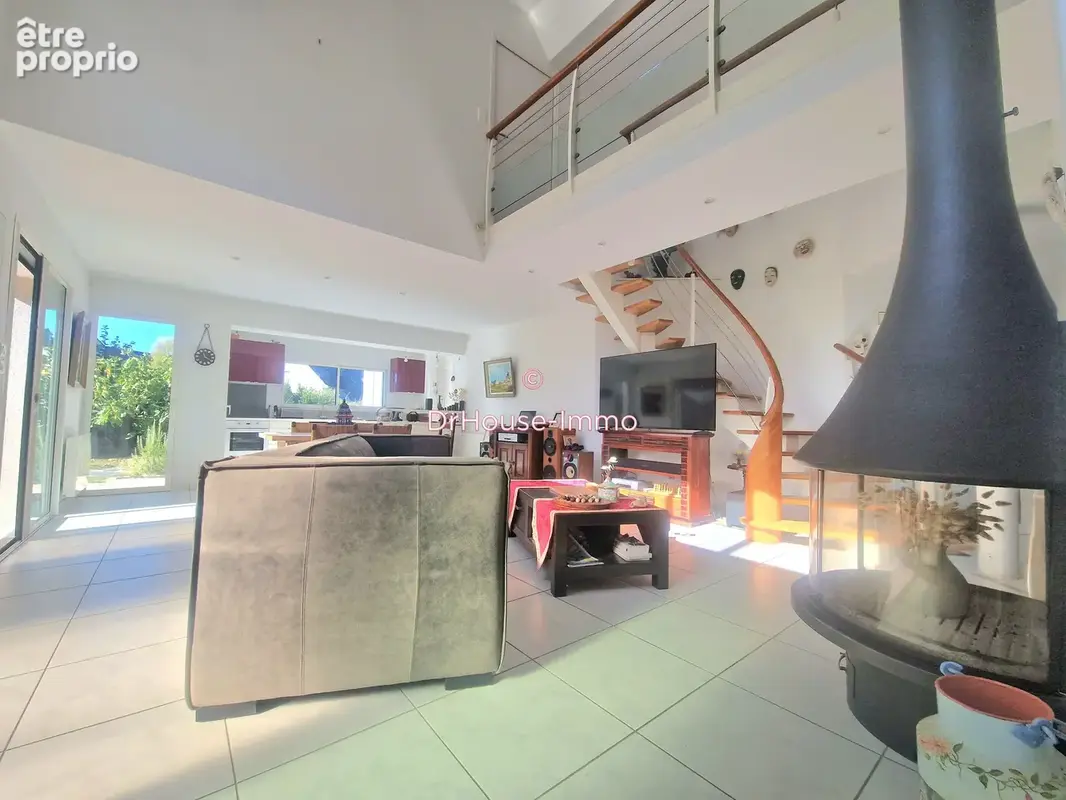 Maison 7 pièces 206 m² à vendre à Mesquer (44420) - photo 6