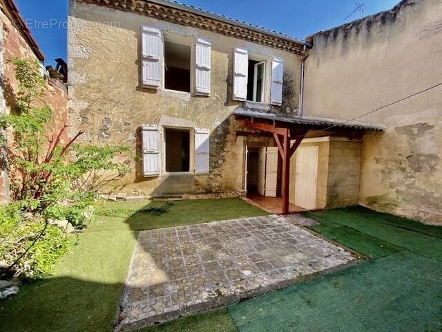 Maison à GONDRIN