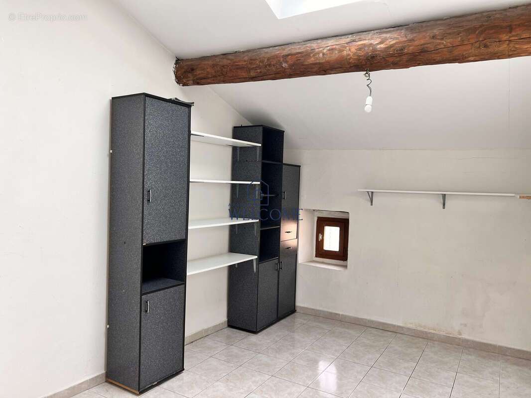 Appartement 150 m² à Venejan  - photo 5