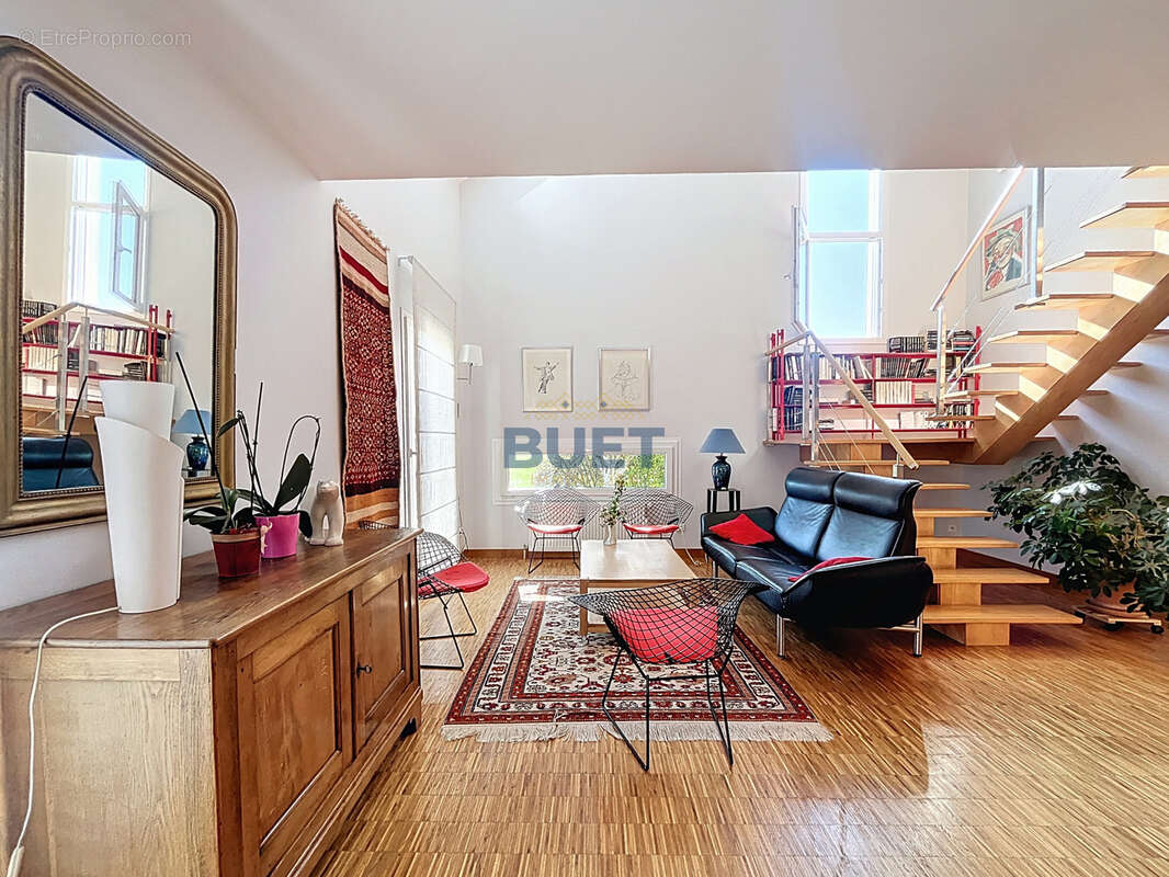 Maison à VELARS-SUR-OUCHE