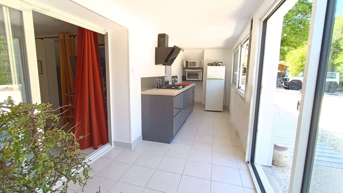 Maison à SARLIAC-SUR-L&#039;ISLE