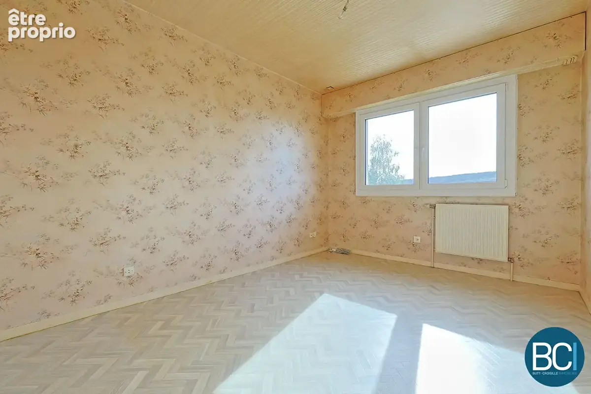 LAY-SAINT-CHRISTOPHE - Maison 8 pièces - 150 m2 - photo 11