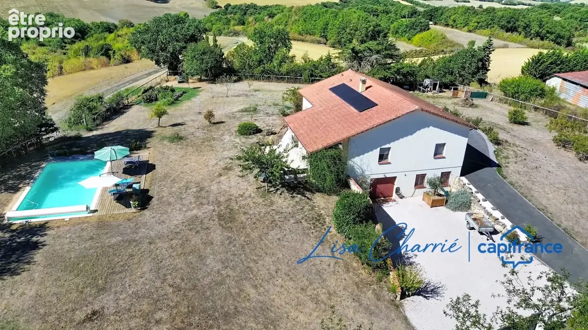 Maison à vendre 4 pièces de 140 m2 habitables avec sous-sol, piscine, jardin fruitier sur plus de 4 800 m2 de terrain proche de  - photo 2