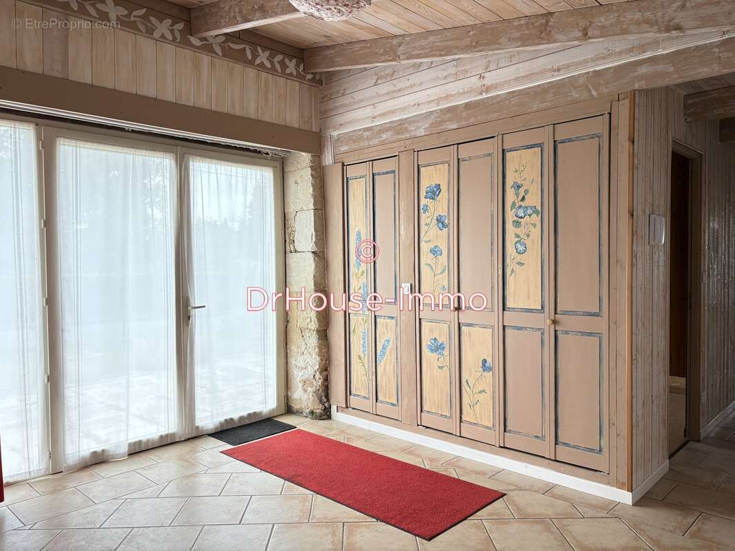 Maison à SAINT-ASTIER