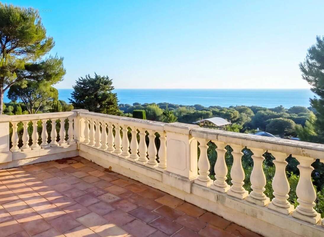 Maison à SAINT-JEAN-CAP-FERRAT