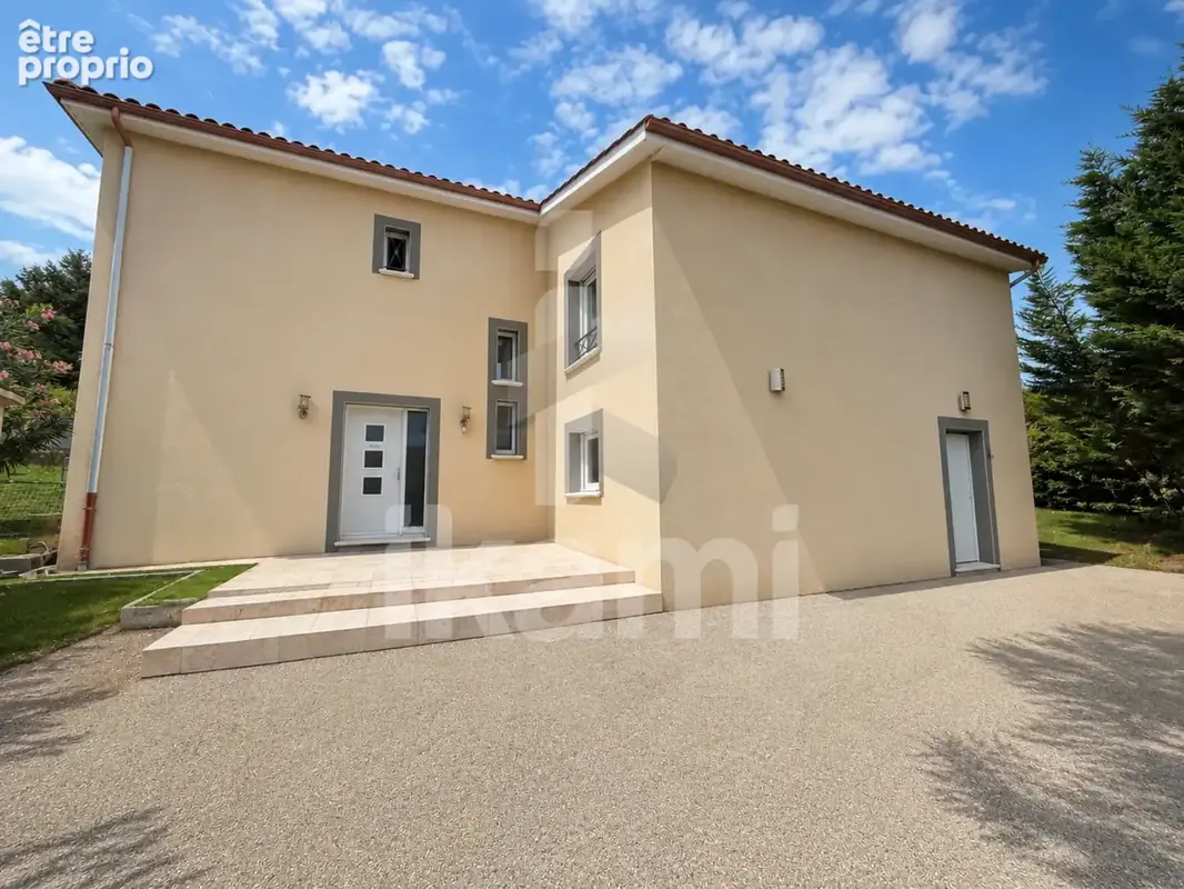 Maison 200 m2   5 chambres   Piscine   DPE A   Hauteurs de Givors - photo 2