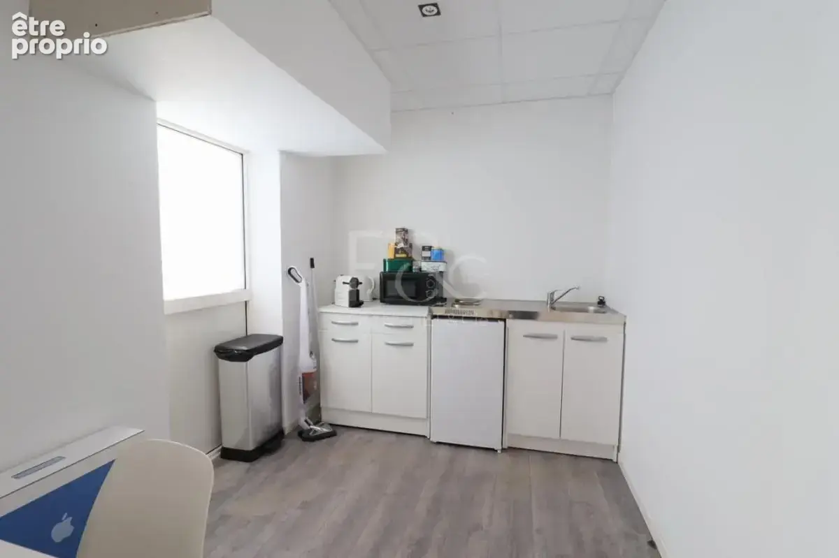 Local professionnel - photo 10