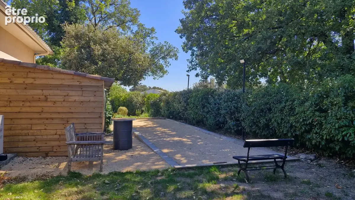 A seulement 3 km d'UZES - photo 30