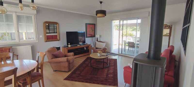Maison 94 m² à Gisors  - photo 2