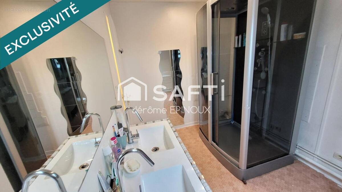 Photo 1 - Maison à CHATELLERAULT