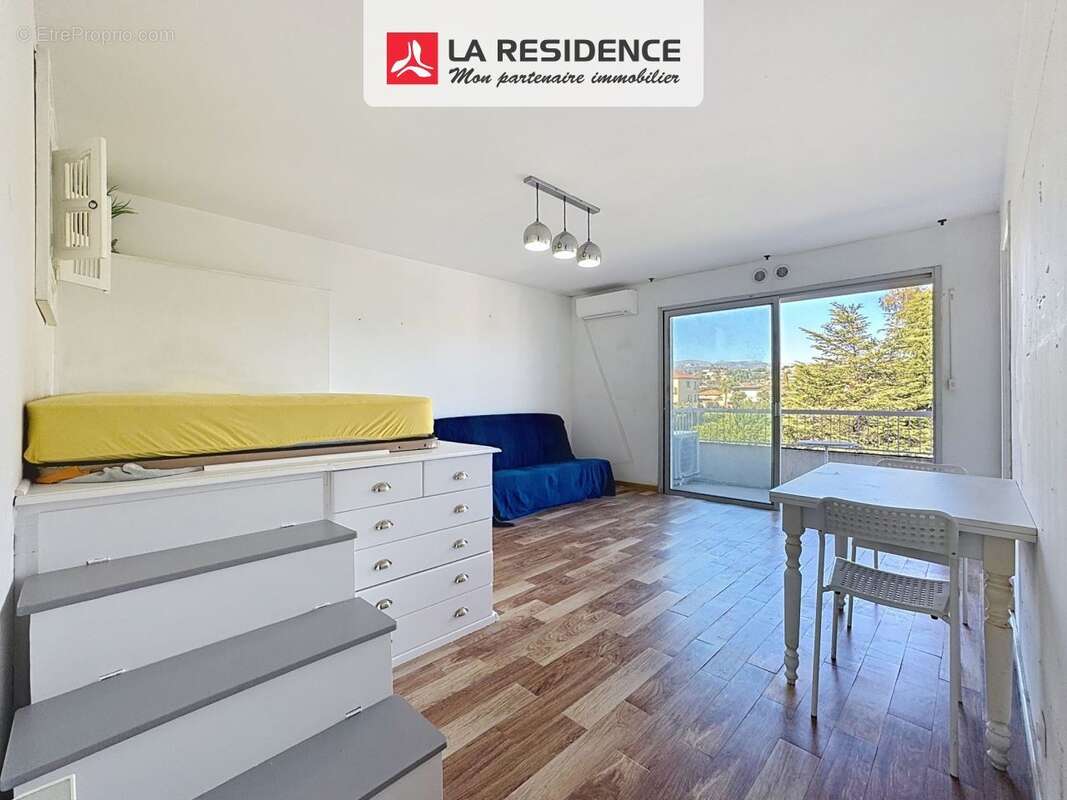Appartement à CAGNES-SUR-MER