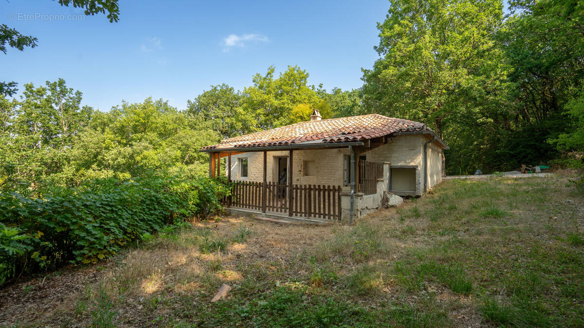 Maison à BAGAT-EN-QUERCY