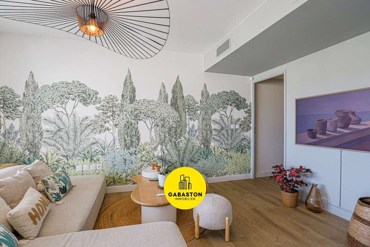 Appartement à MARSEILLE-8E