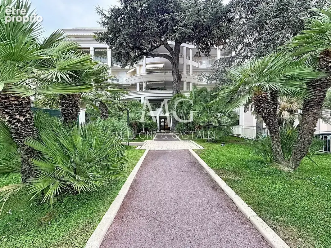 Cannes – haut rue d’antibes – 2 pièces avec grande terrasse - photo 10