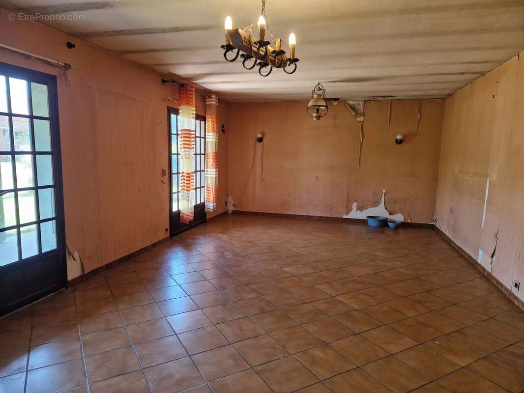 Maison à DREMIL-LAFAGE