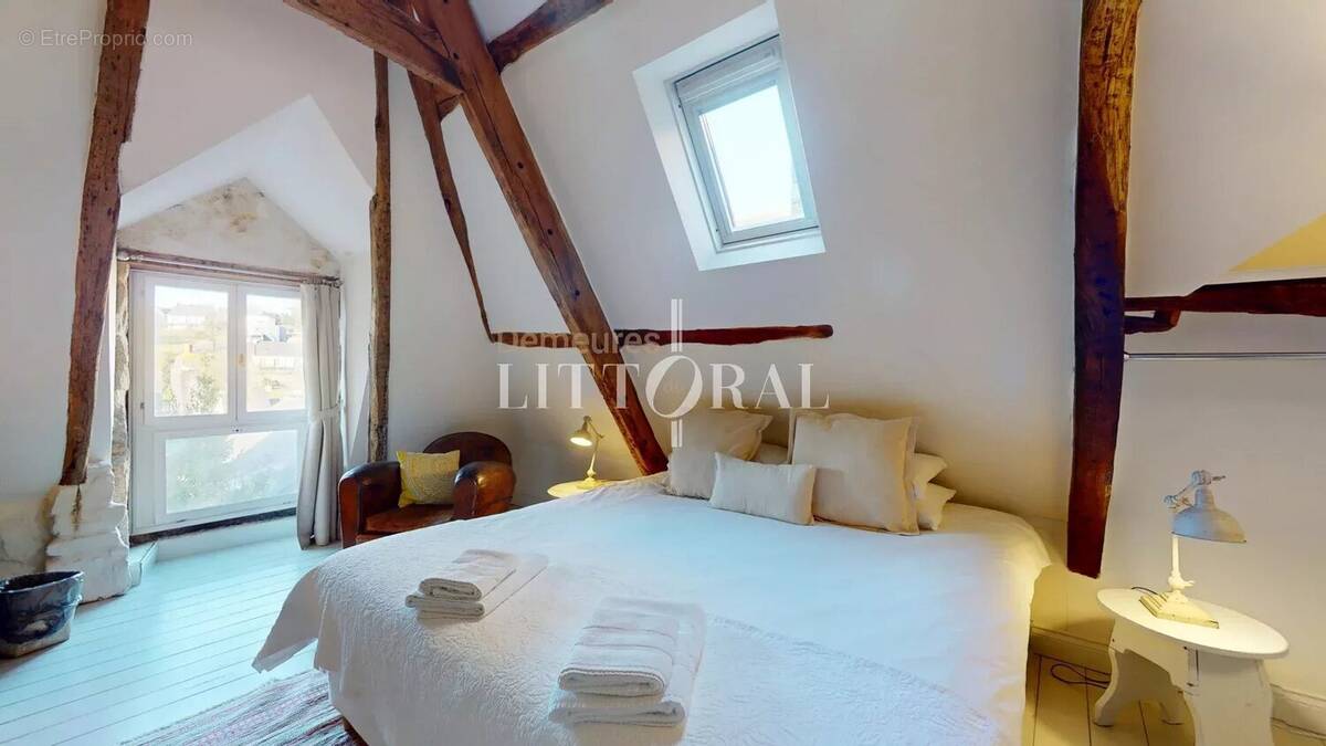 Maison d’hôtes d’exception au cœur de Guémené-sur-Scorff – Charme historique et raffinement contemporain - photo 2