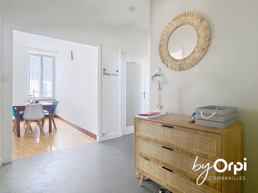 Appartement à SAINT-GERVAIS-D'AUVERGNE