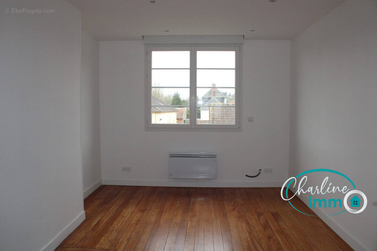 Appartement à LONGPRE-LES-CORPS-SAINTS