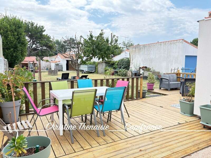 Maison à vendre 5 chambres - 2 salles d'eau - 2 wc - Garage - Terrain - Quartier Dix Ecus/Valentin Saint Hilaire de Riez, à la l - photo 10