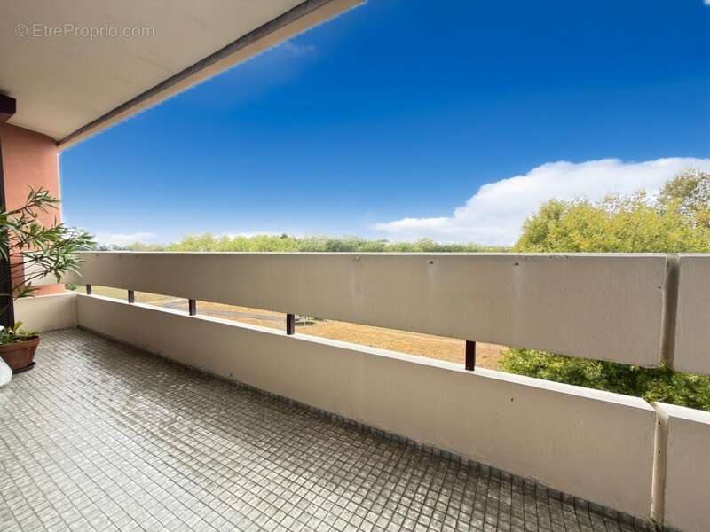 Appartement à ELANCOURT