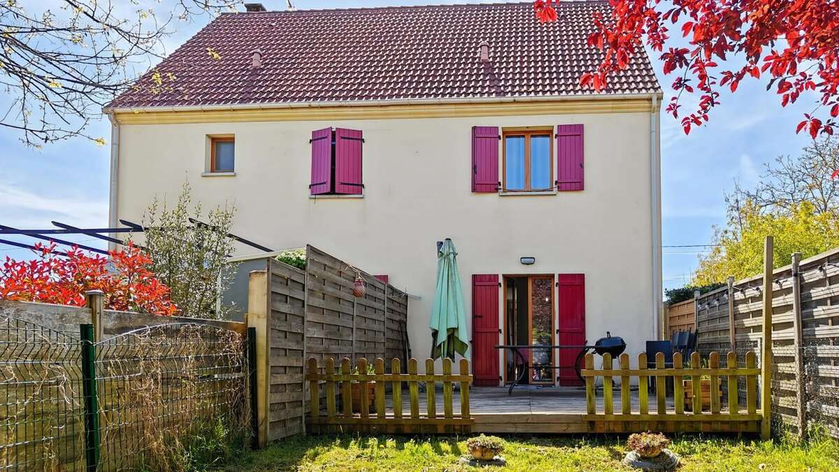 Maison à CHEPTAINVILLE