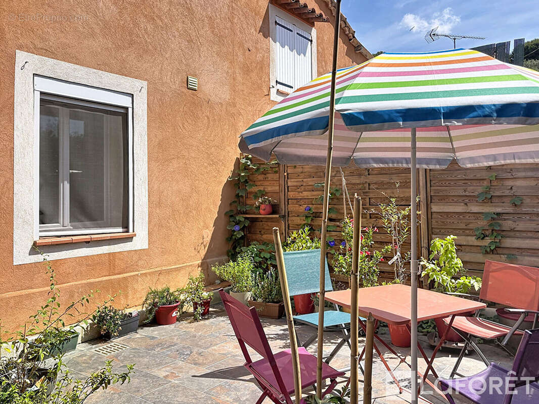 Appartement à HYERES