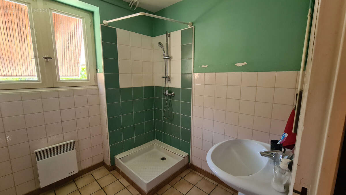 Maison F6 sur les hauteurs - photo 12