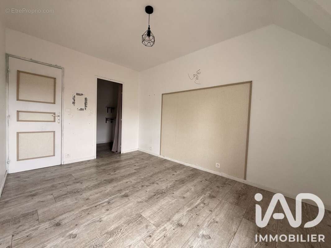 Maison 100 m² à Paron  - photo 6