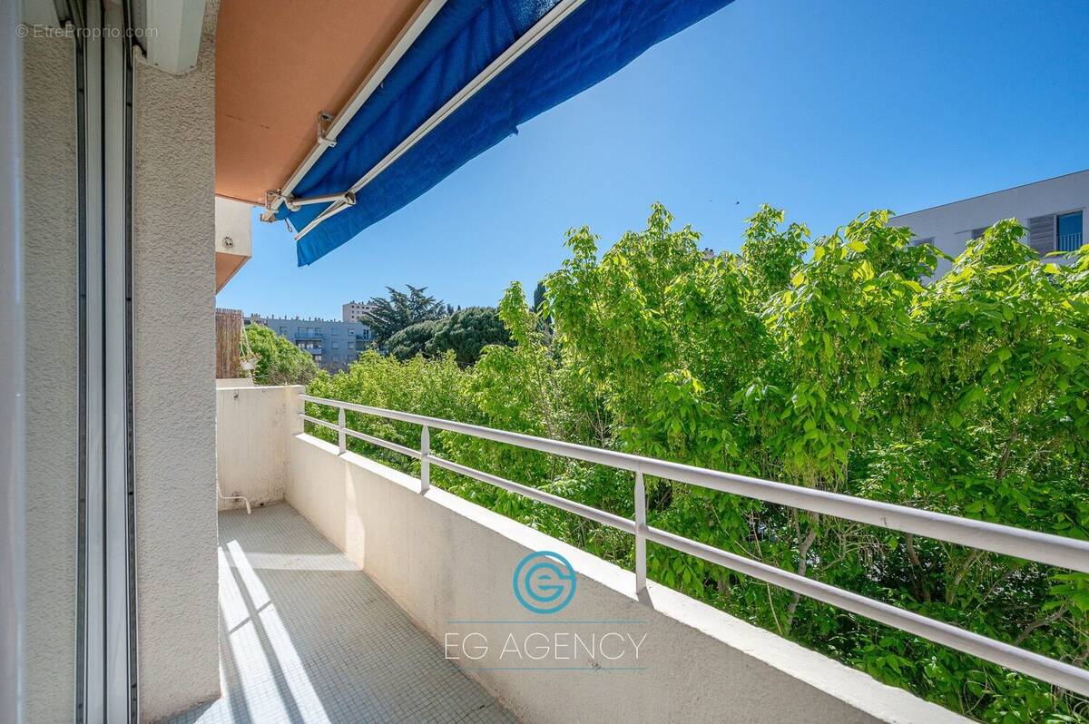 Appartement à MARSEILLE-8E