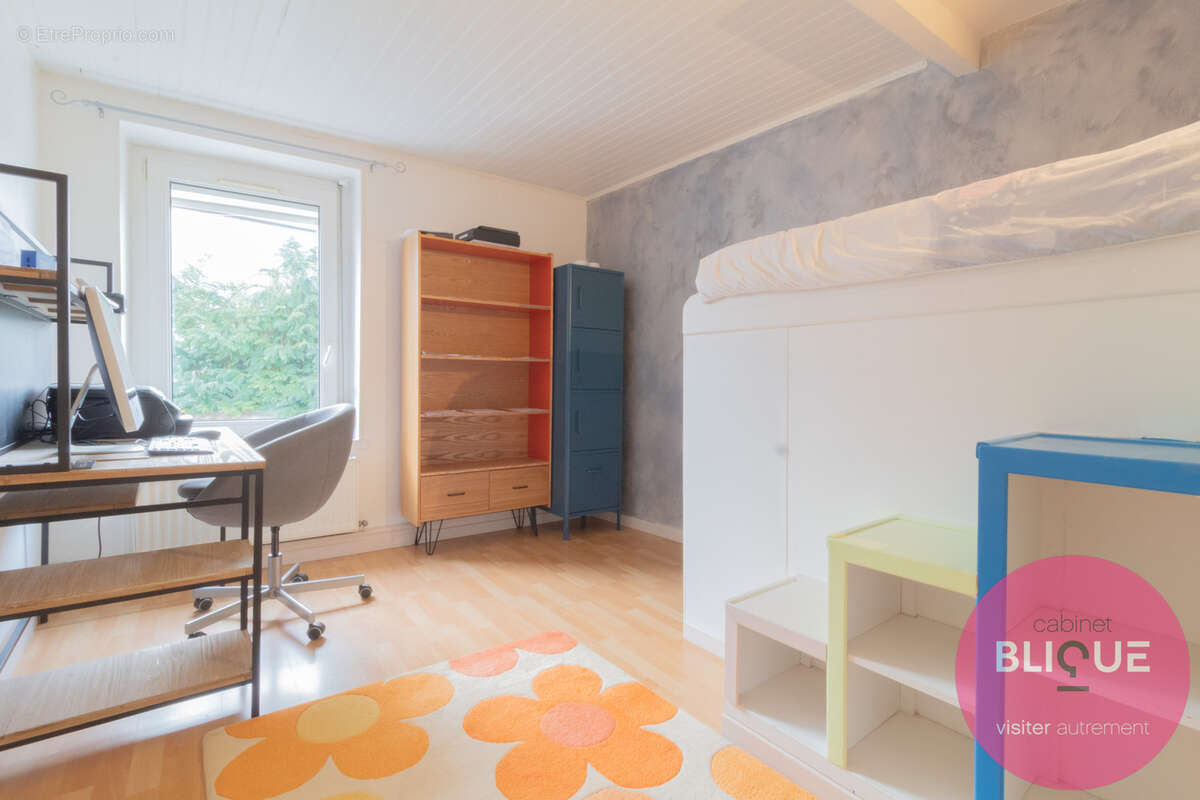 Maison à JALLAUCOURT