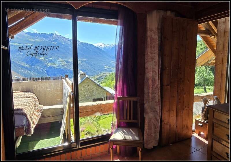 Aux Seyes, commune de Champcella, grande maison de montagne rénovée pour résidence principale, gîte ou chambres d’hôtes - photo 28