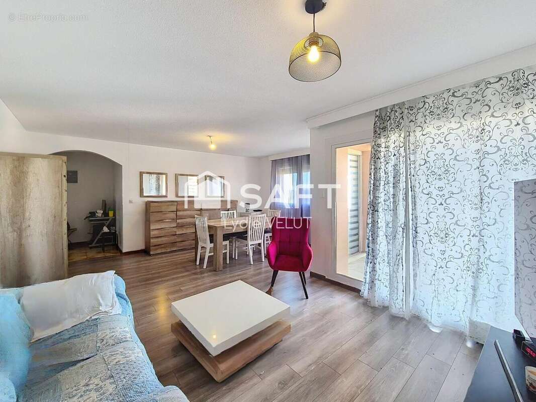 Photo 2 - Appartement à SALON-DE-PROVENCE