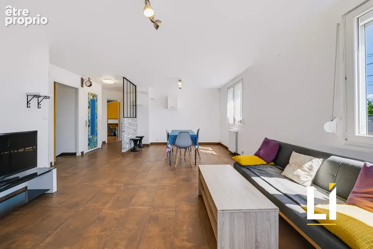 Maison 5 pièces 82 m² à vendre à Charquemont (25140) - photo 5