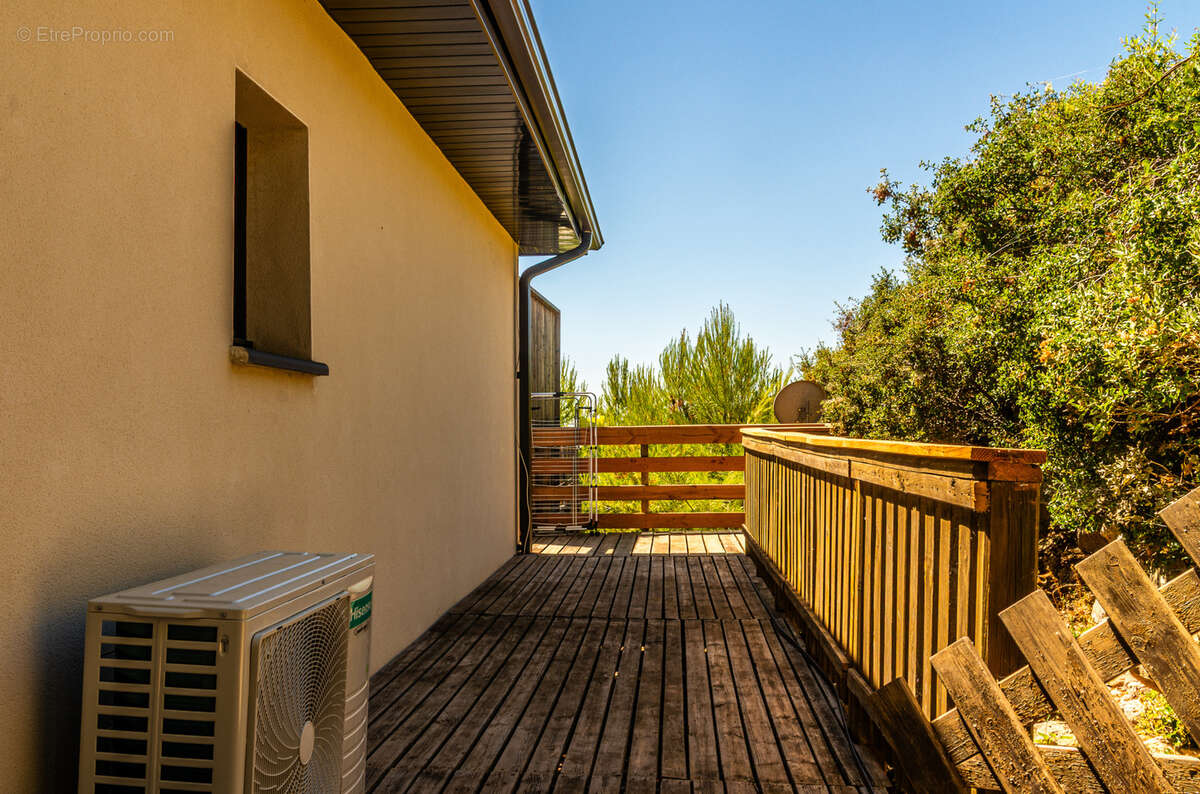 Villa contemporaine de plain-pied   132 m2   Vue dégagée - photo 30