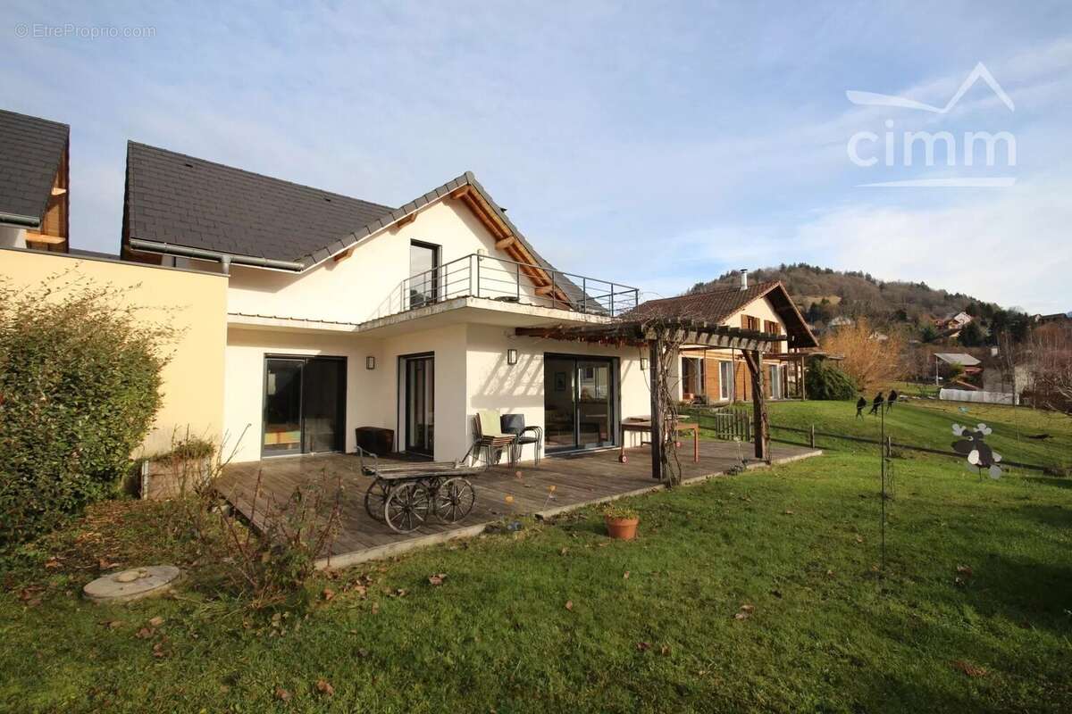 Maison à LA CHAPELLE-BLANCHE