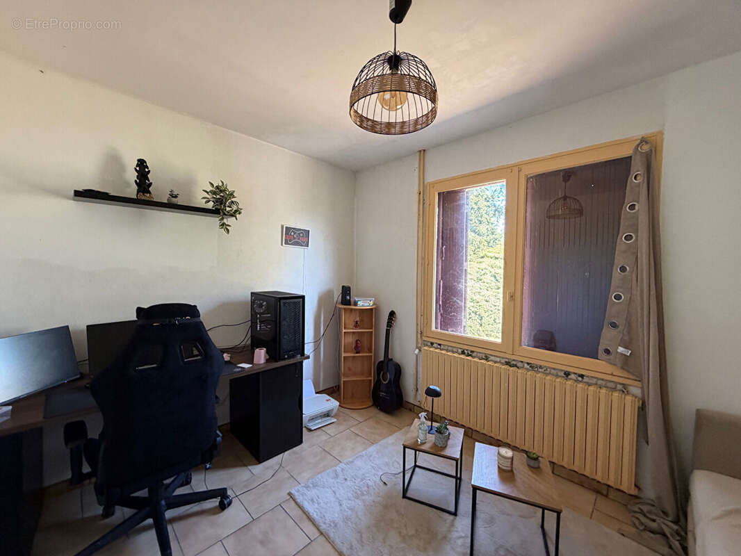 Maison à COUTRAS