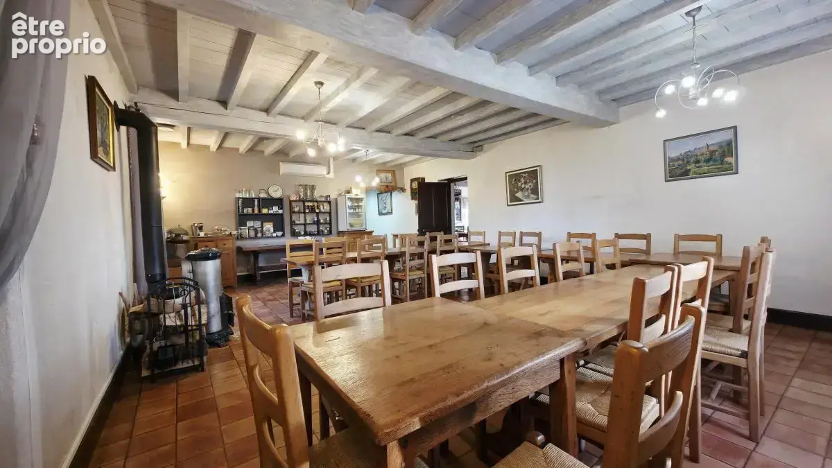Commerce 175 m² à Amberieux-En-Dombes  - photo 4