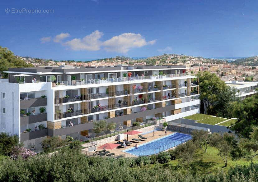 Appartement à VALLAURIS