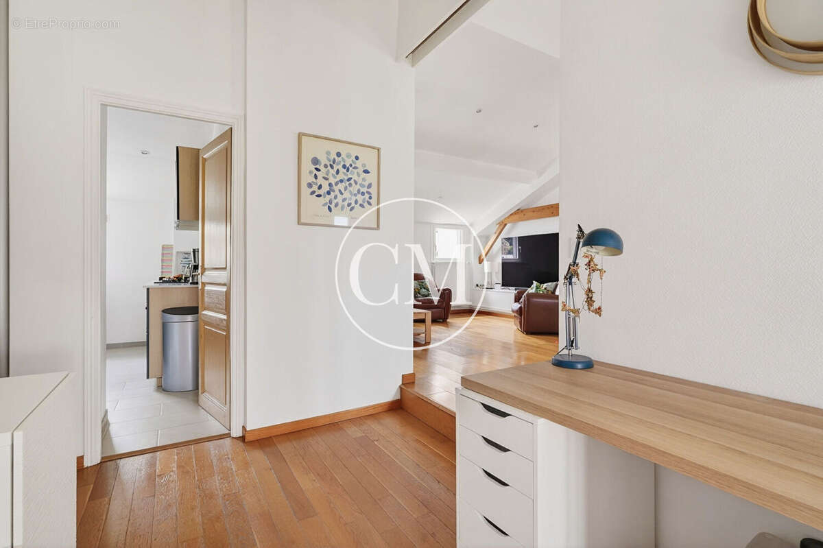 Appartement à VERSAILLES